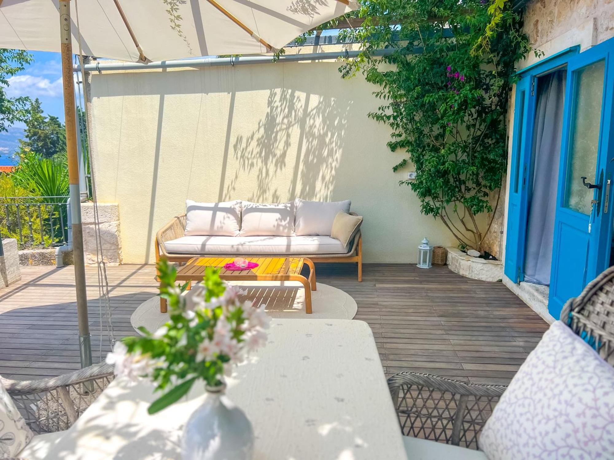 Eco Aparthotel The Dreamers'S Club Lumbarda Exterior photo